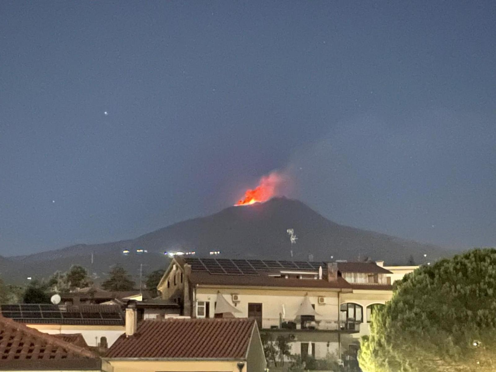 La Dama Dell'Etna Nicolosi Exterior foto